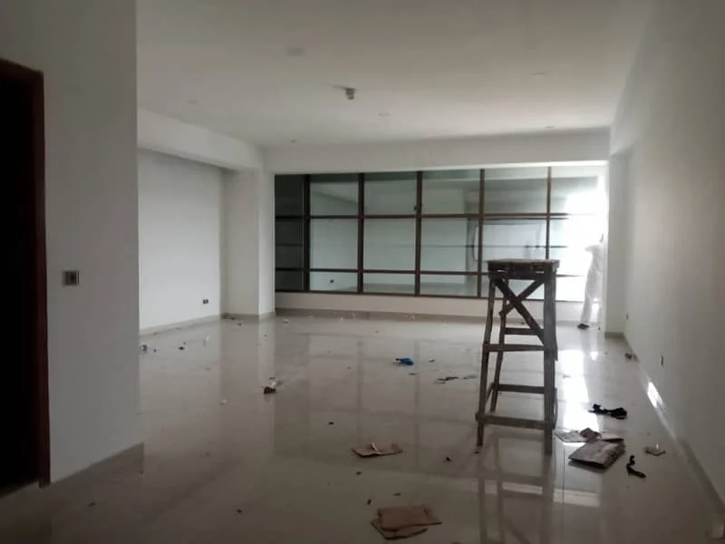 In Brand New Building Main Round About Located 850 Sq Feet Office Available For Rent Corporate Environment Very Suitable For NGOs, IT, Telecom, Software Companies And Multinational Companies Offices.