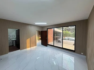 3700 Sqft Ready to Move Ground Floor Office Availabel For Rent in I-9