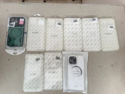 Wholesale Lot of iPhone MagSafe Cases – Premium Clear & Magnetic Covers